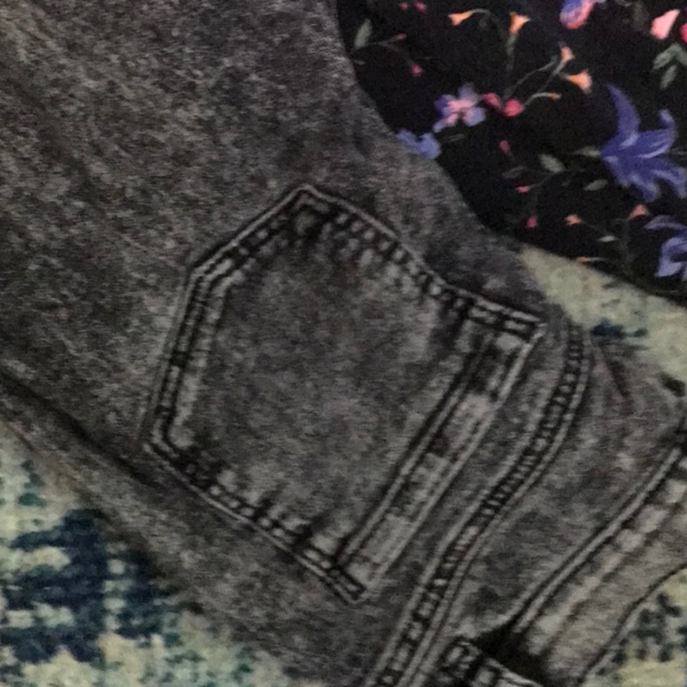Pants bundle - Picture 4 of 4